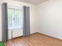 Pronájem bytu 2+kk, Praha - Libeň, V Holešovičkách, 38 m2