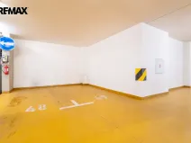 Prodej garážového stání, Praha - Nusle, Bartoškova, 11 m2