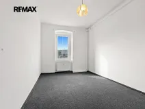 Pronájem bytu 1+1, Plzeň, Skvrňanská, 50 m2