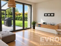 Pronájem bytu 2+kk, Praha - Karlín, U Mlýnského kanálu, 54 m2