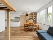 Prodej bytu 3+kk, Praha - Kobylisy, Třeboradická, 68 m2