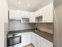 Pronájem bytu 2+kk, Praha - Kobylisy, Famfulíkova, 44 m2