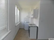 Pronájem bytu 1+kk, Pardubice - Polabiny, Brožíkova, 32 m2