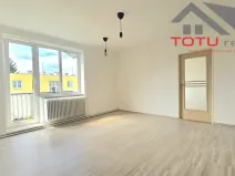 Prodej bytu 3+1, Jaroměř, Máchova, 70 m2