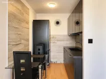 Prodej bytu 2+kk, Praha, Doležalova, 41 m2
