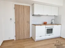 Pronájem bytu 1+kk, Brno, Rajhradská, 24 m2