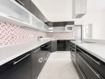 Prodej bytu 4+kk, Znojmo, U Brány, 95 m2