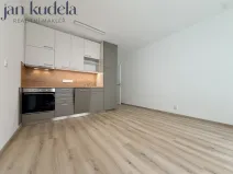 Pronájem bytu 1+kk, Brno, Hvězdová, 32 m2