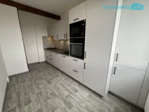 Prodej bytu 3+1, Plzeň, Břeclavská, 75 m2