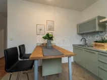 Prodej bytu 2+kk, Praha, Pastevců, 59 m2