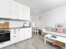 Pronájem bytu 2+kk, Praha - Hlubočepy, Lamačova, 32 m2