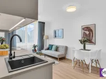 Prodej bytu 3+kk, Praha, Vladivostocká, 62 m2
