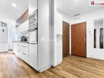 Prodej bytu 3+1, Karlovy Vary - Bohatice, Ostrovská, 76 m2