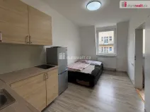 Pronájem bytu 2+kk, Karlovy Vary, Západní, 35 m2