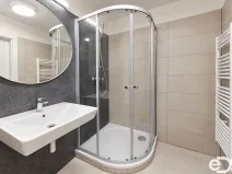 Pronájem bytu 1+kk, Praha, Choceradská, 41 m2