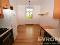 Pronájem bytu 2+kk, Praha, 5. května, 51 m2