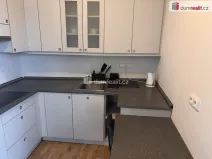 Pronájem bytu 1+kk, Praha - Kobylisy, Klapkova, 35 m2