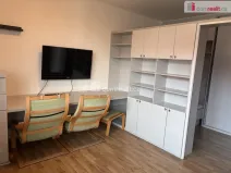 Pronájem bytu 1+kk, Praha - Kobylisy, Klapkova, 35 m2