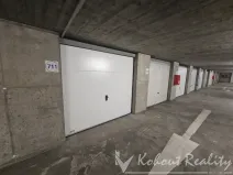 Pronájem garáže, Praha - Strašnice, Štěchovická, 16 m2