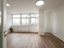 Pronájem bytu 1+kk, Pardubice, třída Míru, 37 m2