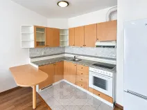 Pronájem bytu 1+kk, Praha - Smíchov, Tomkova, 33 m2