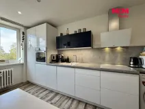 Prodej bytu 2+1, Ostrava - Poruba, nábřeží Svazu protifašistických bojovníků, 60 m2