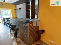 Pronájem komerční nemovitosti, Karlovy Vary - Dvory, Chebská, 34 m2