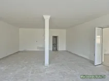 Pronájem obchodního prostoru, Žatec, Husitské náměstí, 300 m2