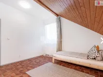Pronájem atypického bytu, Praha - Lipence, Jílovišťská, 14 m2