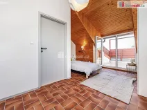 Pronájem atypického bytu, Praha - Lipence, Jílovišťská, 14 m2
