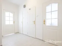 Pronájem bytu 2+1, Praha, Nad alejí, 52 m2