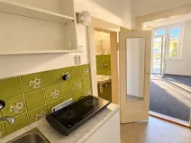 Pronájem bytu 1+kk, Praha - Vršovice, K louži, 32 m2