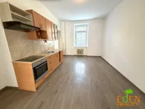 Pronájem bytu 2+kk, Plzeň, Úslavská, 50 m2