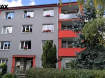 Prodej bytu 1+1, Karlovy Vary - Dvory, Chebská, 33 m2