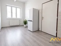 Pronájem bytu 3+1, Hradec Králové, náměstí 5. května, 98 m2