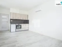 Pronájem bytu 1+kk, Přerov - Přerov VI-Újezdec, Hlavní, 25 m2