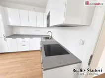 Pronájem bytu 2+1, Ústí nad Labem - Klíše, Na Stráni, 70 m2