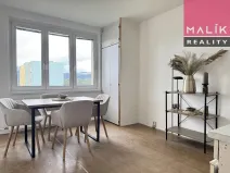Prodej bytu 1+1, Ostrov, Jungmannova, 37 m2