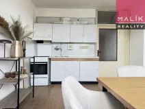 Prodej bytu 1+1, Ostrov, Jungmannova, 37 m2