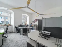 Pronájem kanceláře, Pardubice - Zelené Předměstí, třída Míru, 82 m2