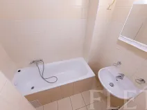 Pronájem bytu 2+kk, Praha - Vršovice, Tolstého, 45 m2