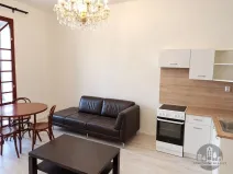Pronájem bytu 2+kk, Praha - Smíchov, Plzeňská, 22 m2