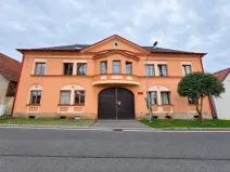 Prodej rodinného domu, Cebiv, 360 m2