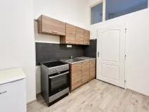 Pronájem bytu 1+1, Karlovy Vary, Zeyerova, 25 m2