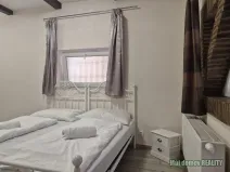 Pronájem bytu 1+kk, Praha - Karlín, Křižíkova