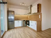 Pronájem bytu 2+kk, Liberec, Kladenská, 67 m2