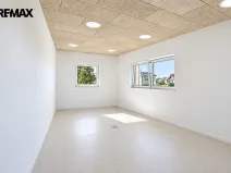 Pronájem kanceláře, Hradec Králové - Pražské Předměstí, Veverkova, 110 m2