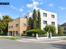 Pronájem kanceláře, Hradec Králové - Pražské Předměstí, Veverkova, 110 m2