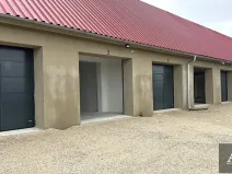 Pronájem garážového stání, Újezdec, 43 m2