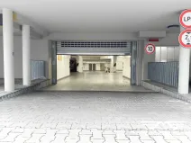 Pronájem garáže, Praha - Prosek, Valečovská, 12 m2